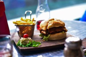 best-american-food-restaurants-nanning-min