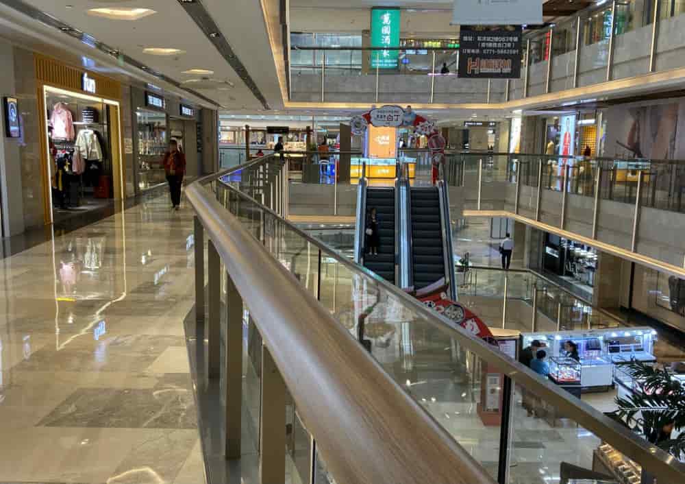 Inside-HangYangCheng-Nanning-Shopping-Mall-min